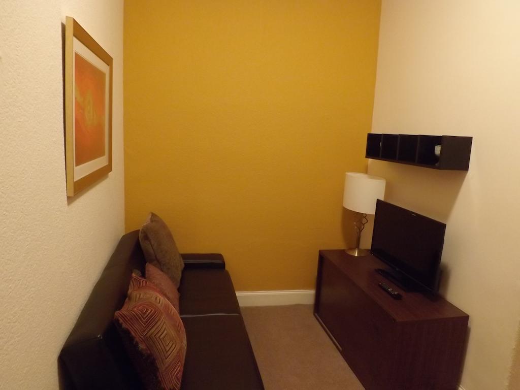 Apartment Dalziel Place London Road,